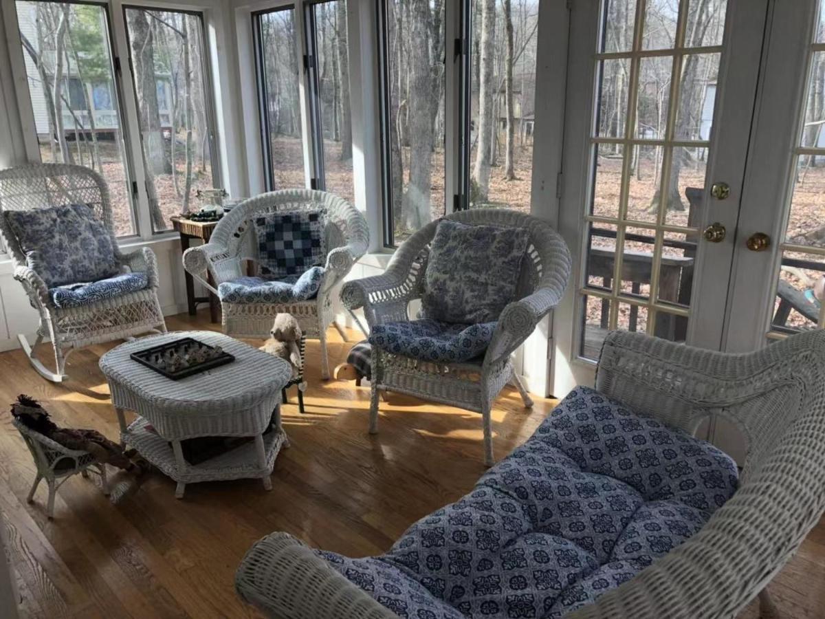 My Little Flagship Cabin East Stroudsburg Bagian luar foto