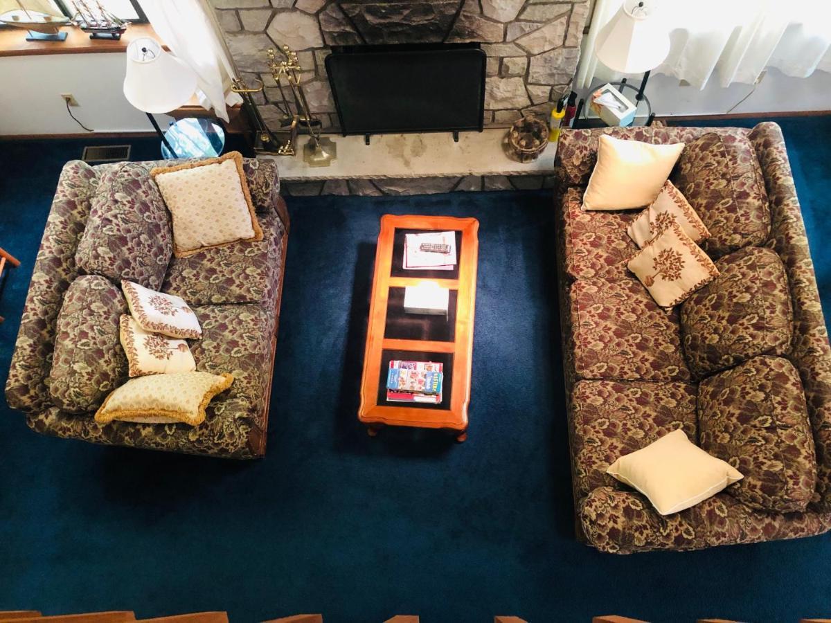 My Little Flagship Cabin East Stroudsburg Bagian luar foto